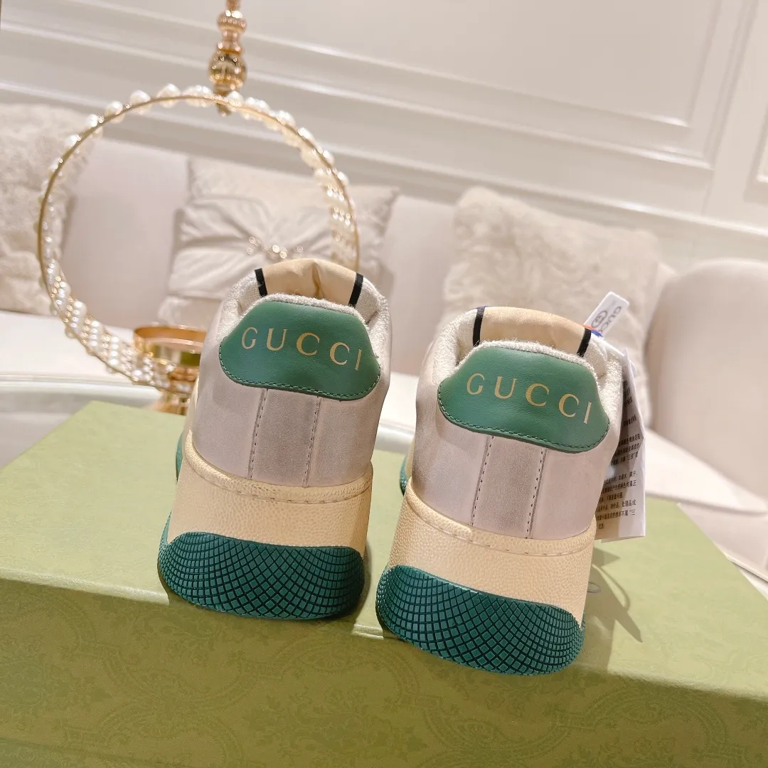 👟👟Ex-factory price 520👟👟 Women's shoes Women's clothing Women's shoes Women's clothing Gucci's latest chubby thick-soled dirty shoes~~Couple's casual shoes, 6cm height increasing shoes~~ 🔥Best, short boy, really good-looking♥️ The upper is made of polished cowhide stitched with classic double G fabric. The terry cloth is delicate and sweat-absorbent and breathable. The foot pad is integrated with latex injection molding. Private mold 6cm thick T👟👟Ex-factory price U two-color bottom Size: 35-40 Male 39-45/full size (45 custom-made, non-refundable) Comes with a full set of packaging